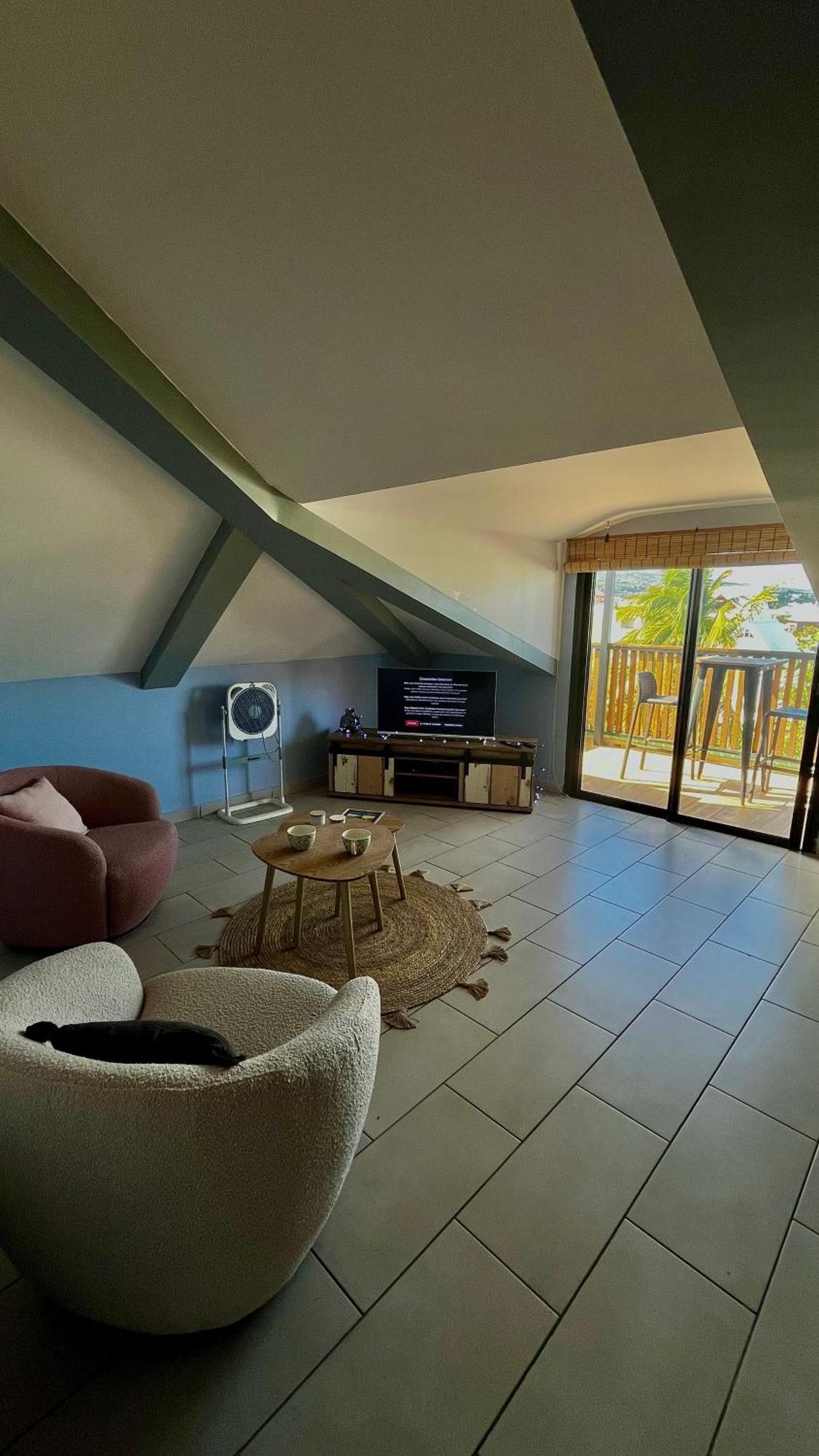 Tropical Suite - T2 Flamboyant - Saint-Pierre - 5Min De La Plage Bagian luar foto